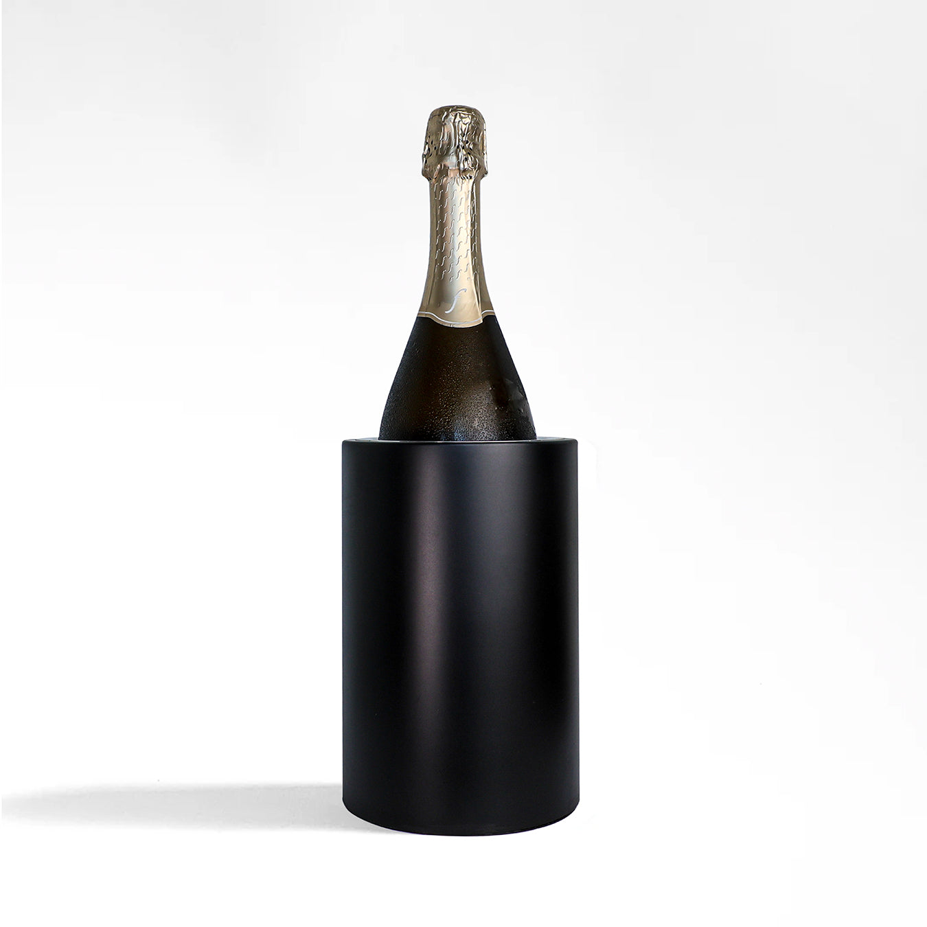 Coolenator - The Active Cooling Wine Cooler - Black