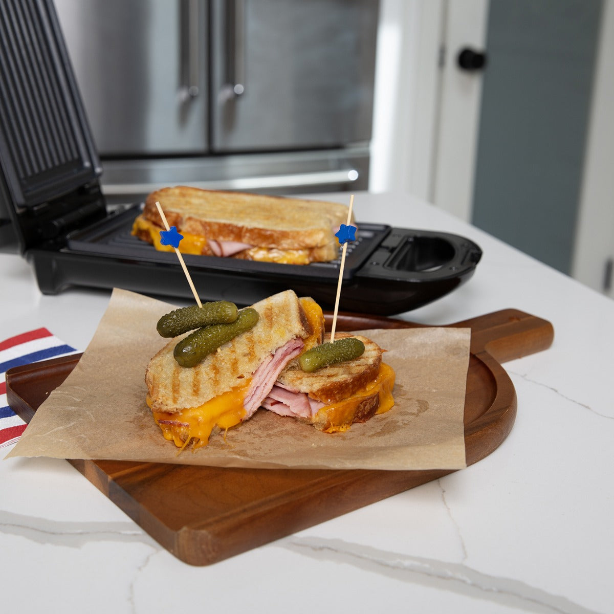 Healthy Bites and Quick Delights – The 5 Minute CleverChef Deluxe Cookbook