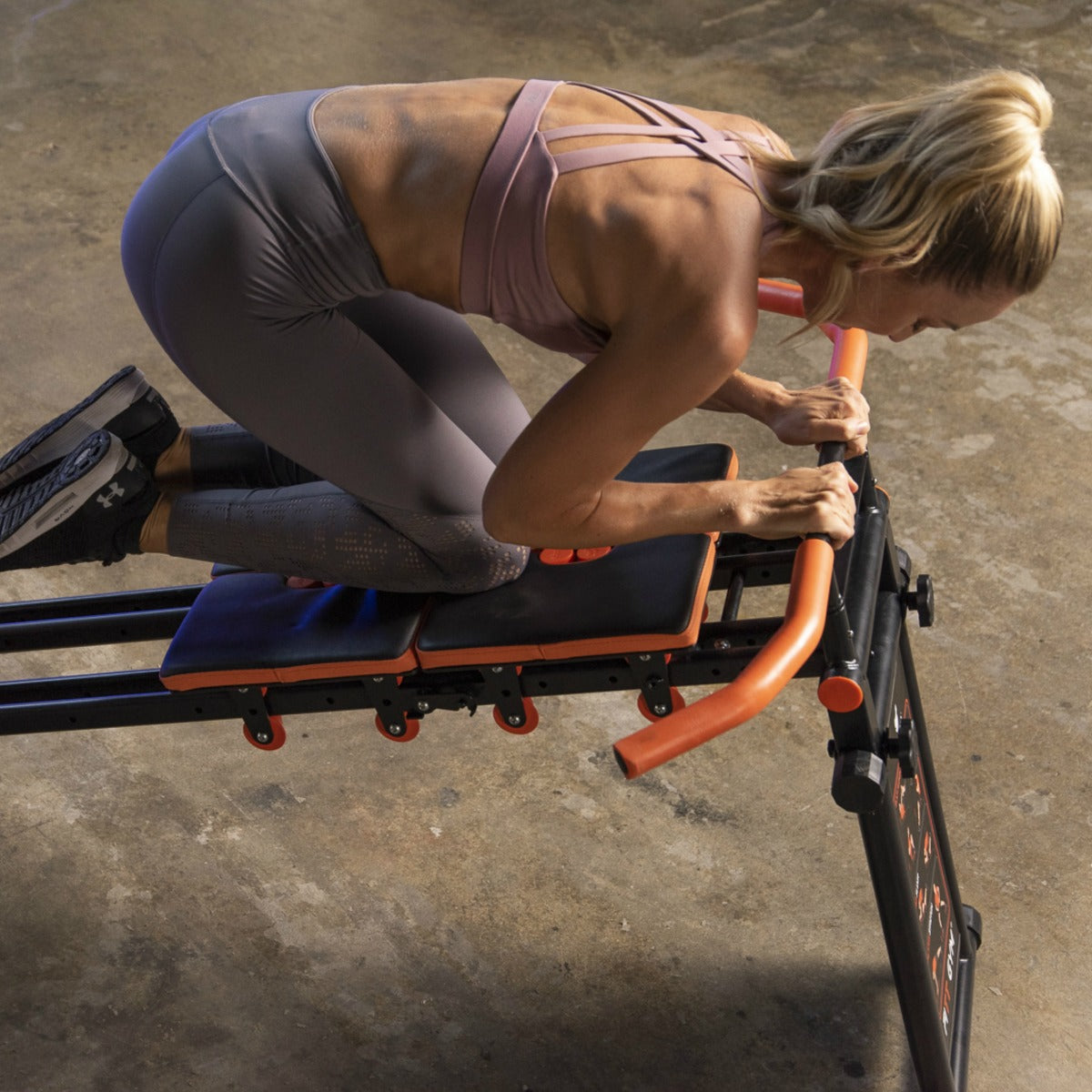FITT Gym Lat Bar