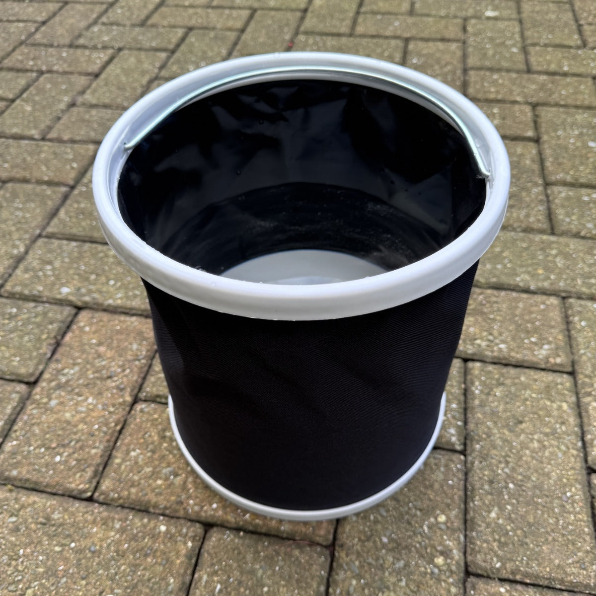 Jet Hawk 11L Collapsible Bucket