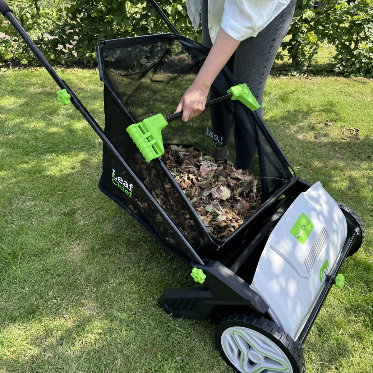 Garden Force Leaf Chief - Push Leaf and Grass Collector