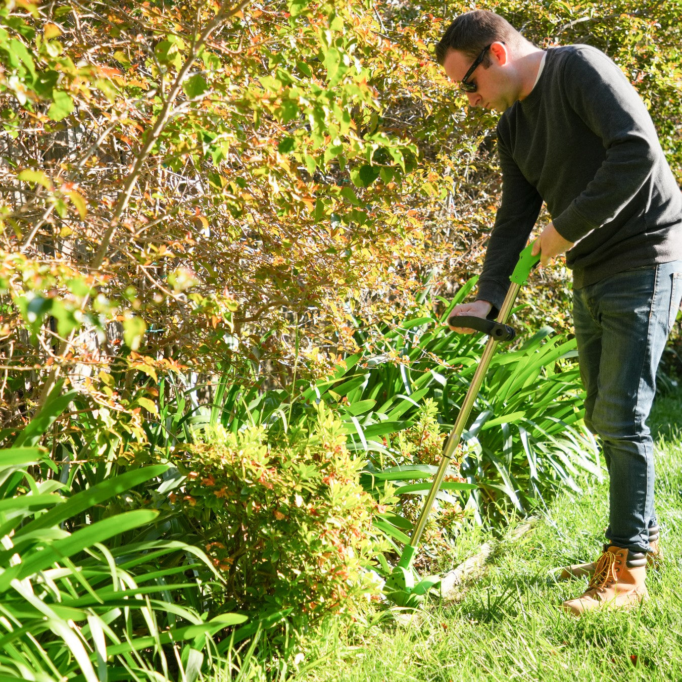 Lawn Barber 2-in-1 Trimmer and Edger + Additional Blades